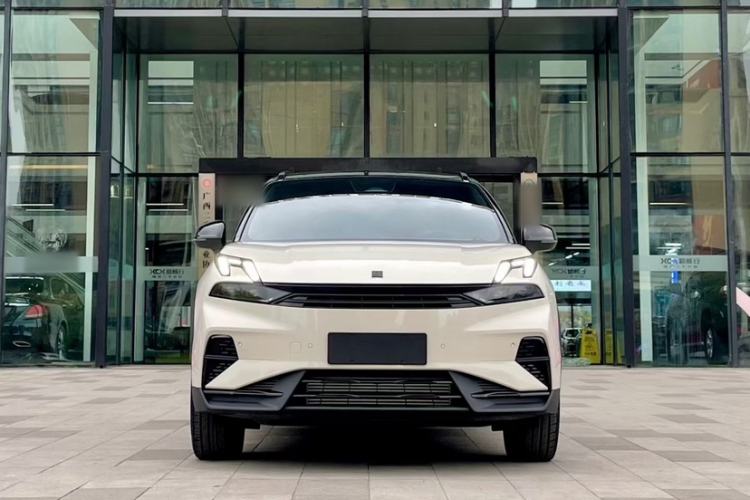 Used Lynk & Co 06 2025 Renew 1.5T Halo Exterior 8