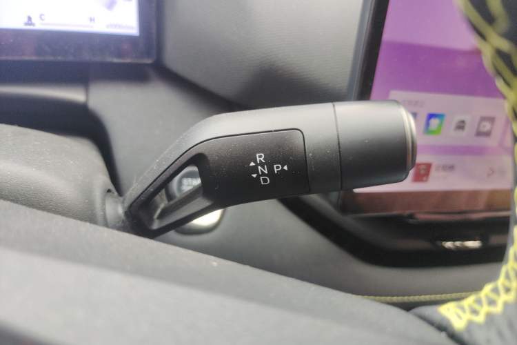 Used Lynk & Co 06 2025 Renew 1.5T Halo Gear Lever