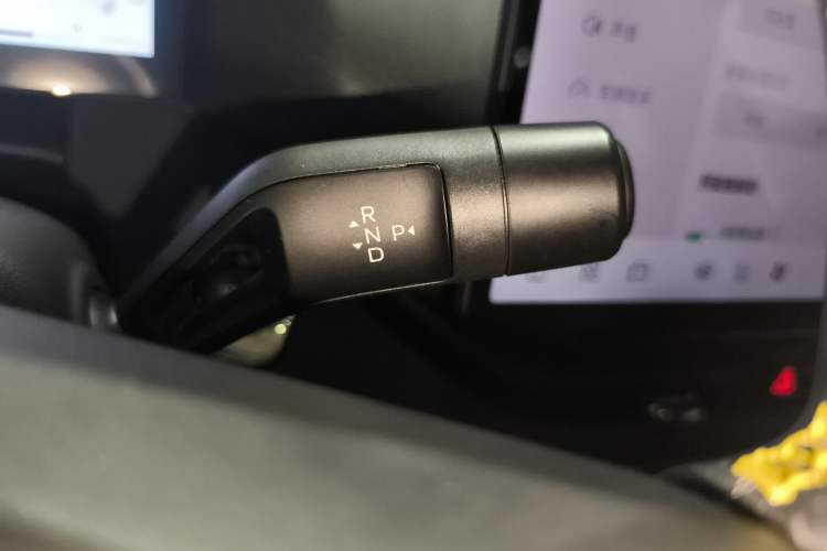 Used Lynk & Co 06 2025 Renew 1.5T Halo Gear Lever