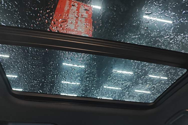 Used Lynk & Co 06 2025 Renew 1.5T Halo Headliner