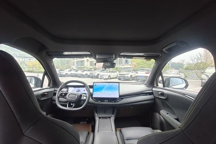 Used Lynk & Co 06 2025 Renew 1.5T Halo Interior 2