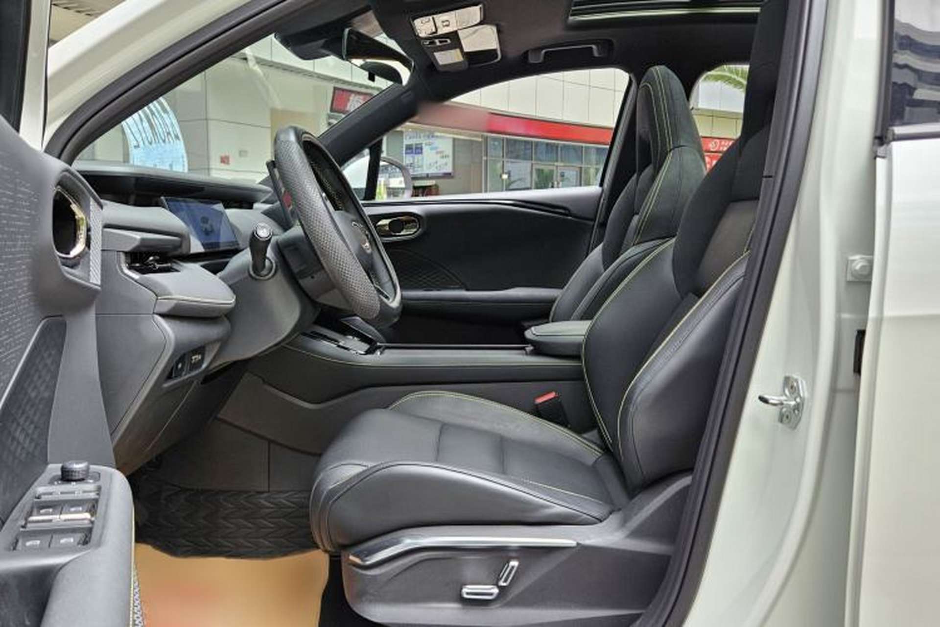 Used Lynk & Co 06 2025 Renew 1.5T Pro Interior 5
