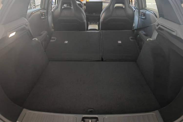 Used Lynk & Co 06 2025 Renew 1.5T Plus Interior 5