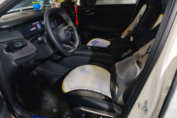 Used Lynk & Co 06 2025 Renew 1.5T Halo Left Front Seat