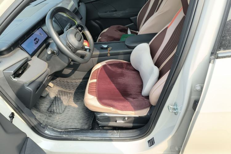 Used Lynk & Co 06 2025 Renew 1.5T Pro Left Front Seat