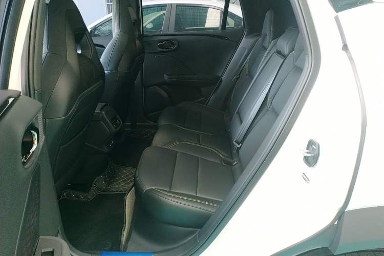 Used Lynk & Co 06 2025 Renew 1.5T Halo Left Rear Seat