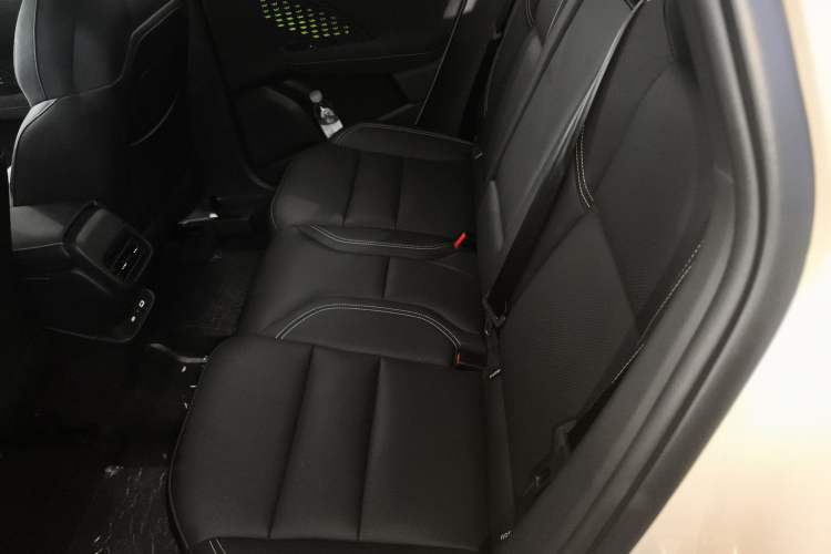 Used Lynk & Co 06 2025 Renew 1.5T Halo Left Rear Seat