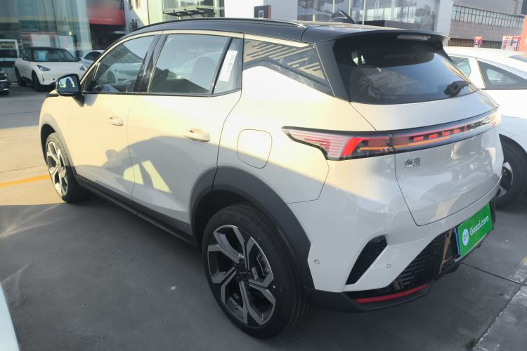 Used Lynk & Co 06 2025 Renew 1.5T Halo Left Side