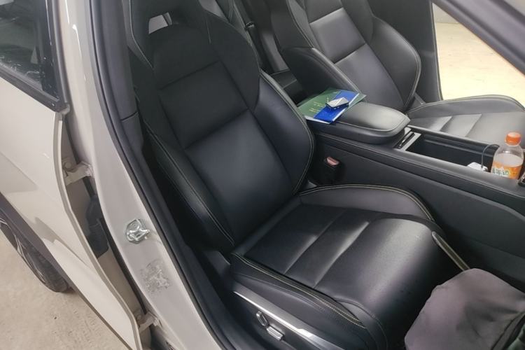 Used Lynk & Co 06 2025 Renew 1.5T Halo Right Front Seat