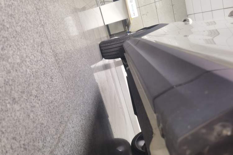 Used Lynk & Co 06 2025 Renew 1.5T Halo Right Side Sill