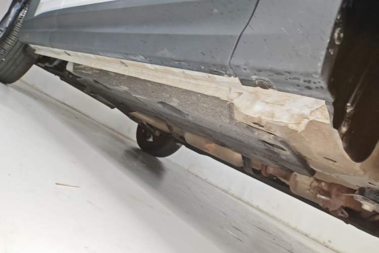 Used Lynk & Co 06 2025 Renew 1.5T Halo Right Side Sill
