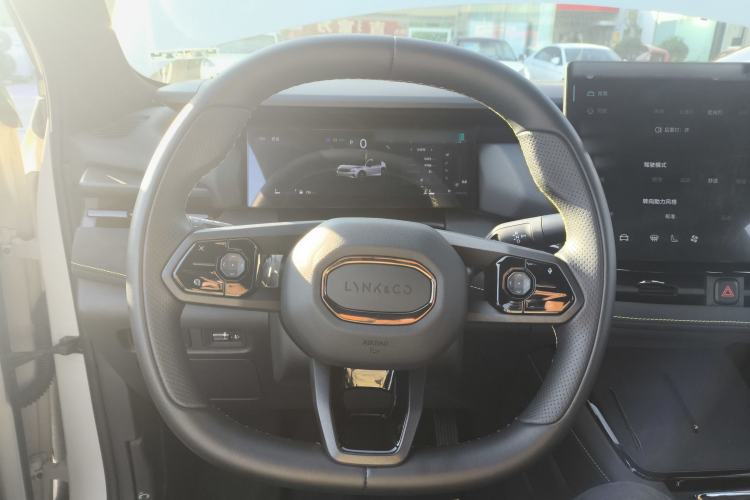 Used Lynk & Co 06 2025 Renew 1.5T Halo Steering Wheel