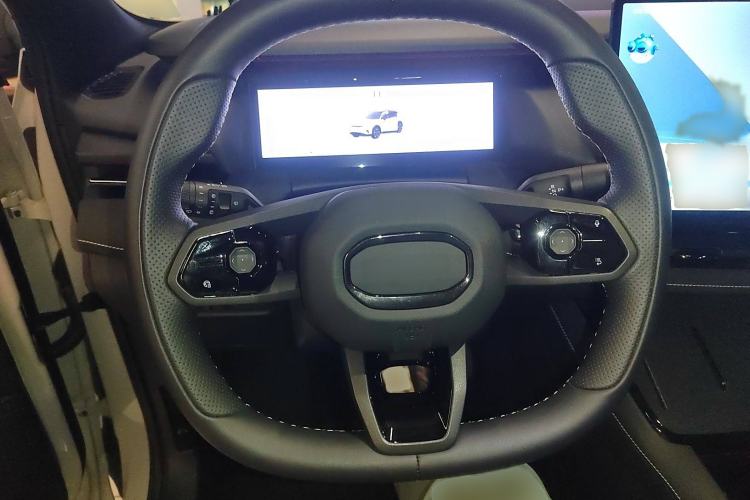 Used Lynk & Co 06 2025 Renew 1.5T Halo Steering Wheel