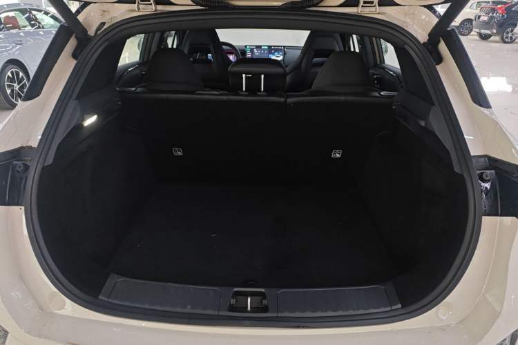 Used Lynk & Co 06 2025 Renew 1.5T Halo Trunk