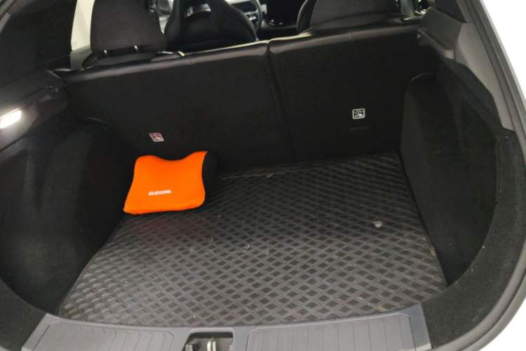 Used Lynk & Co 06 2025 Renew 1.5T Pro Trunk