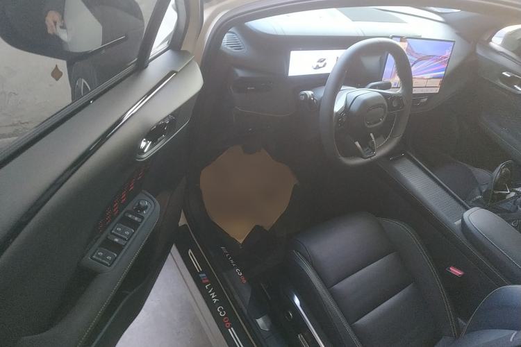 Used Lynk & Co 06 2025 Renew 1.5T Halo Driver Seat