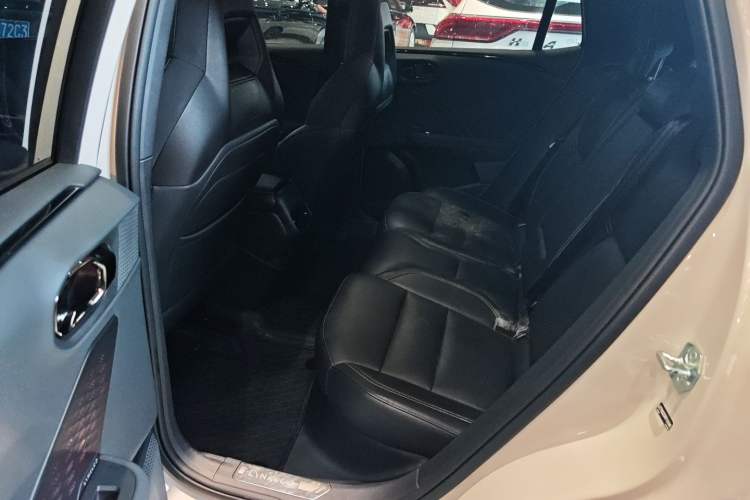 Used Lynk & Co 06 2025 Renew 1.5T Halo Interior 3
