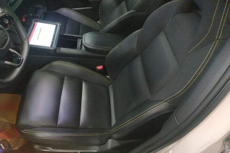 Used Lynk & Co 06 2025 Renew 1.5T Halo Left Front Seat