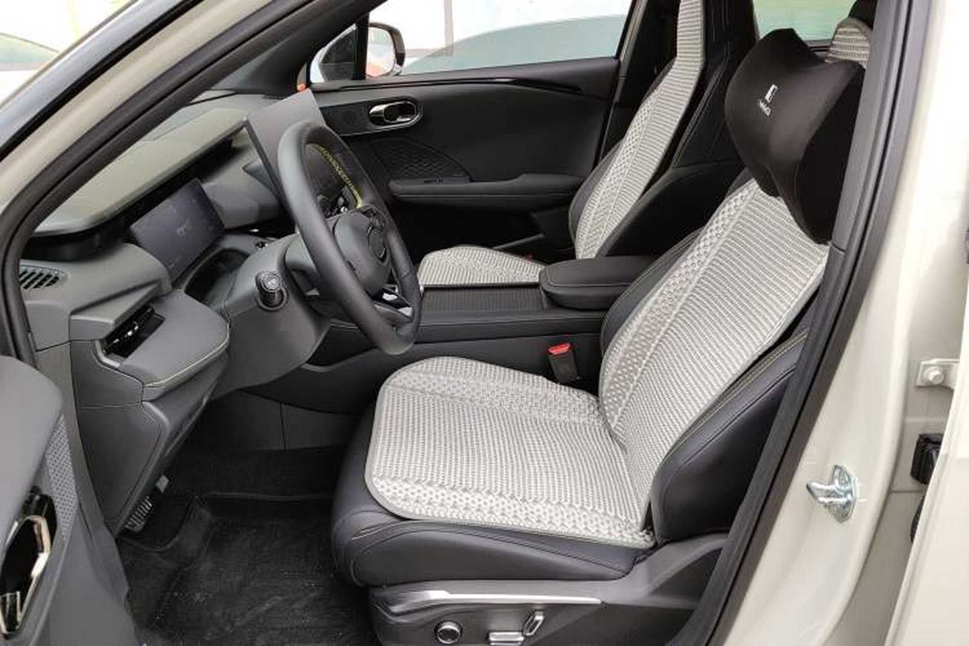 Used Lynk & Co 06 2025 Renew 1.5T Halo Left Front Seat