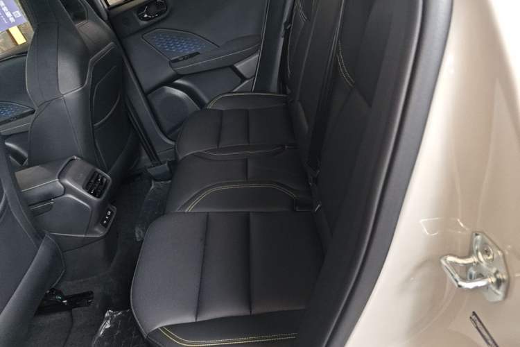 Used Lynk & Co 06 2025 Renew 1.5T Halo Left Rear Seat