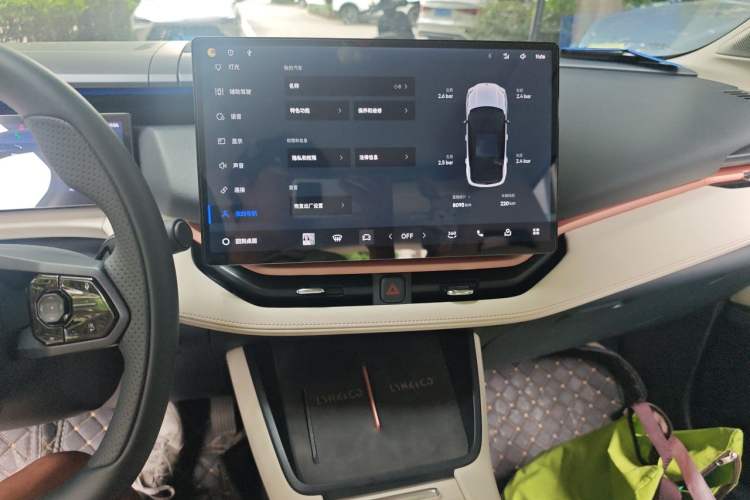 Used Lynk & Co 06 2026 Model Relive 1.5T Ultra Audio And AC Panel