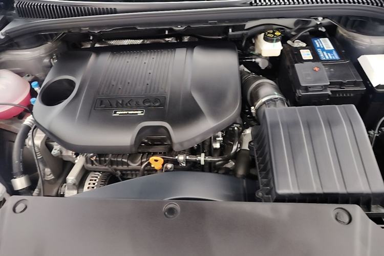 Used Lynk & Co 06 2026 Model Relive 1.5T Ultra Engine Bay