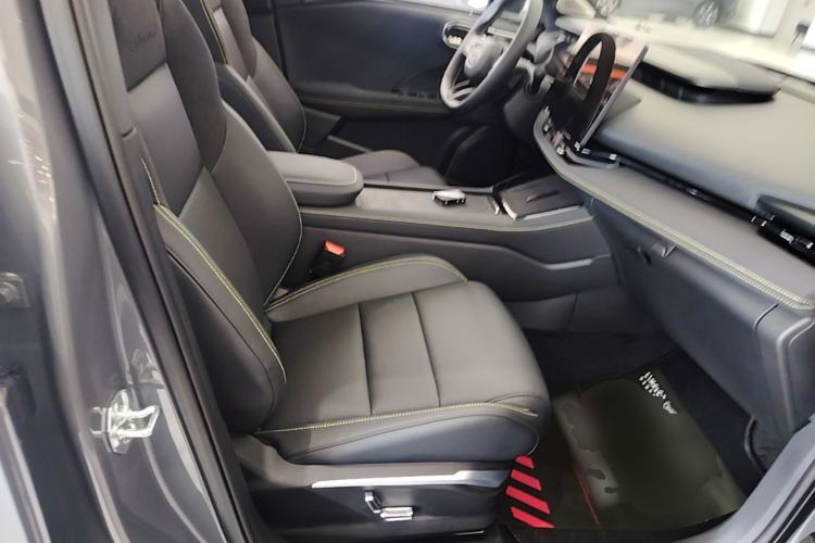 Used Lynk & Co 06 2026 Model Relive 1.5T Ultra Right Front Seat