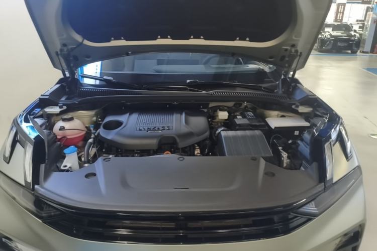 Used Lynk & Co 06 2026 Model Relive 1.5T Ultra Engine Bay