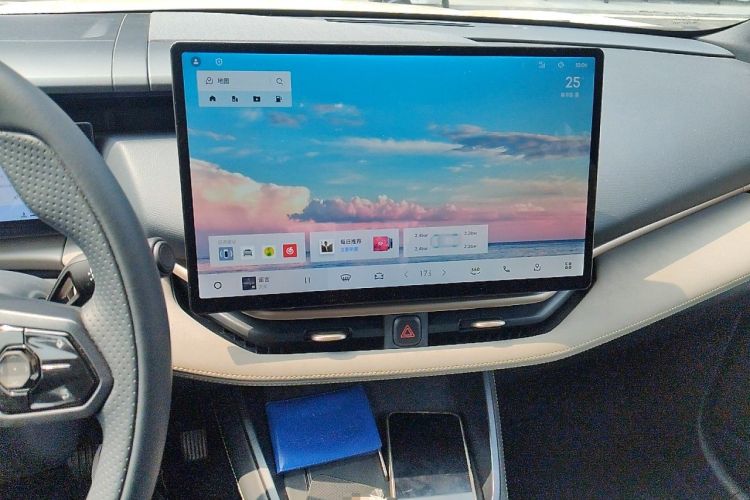Used Lynk & Co 06 2026 Model Relive 1.5T Ultra Audio And AC Panel