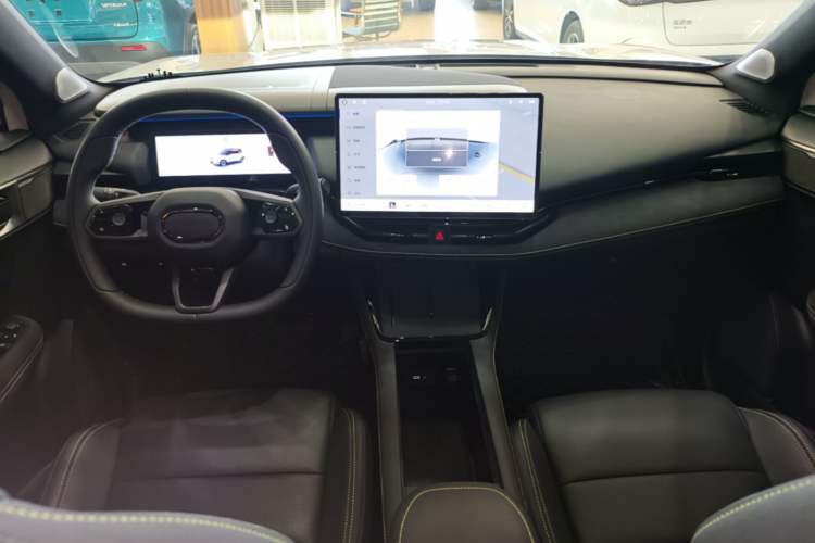 Used Lynk & Co 06 2026 Model Relive 1.5T Ultra Center Console