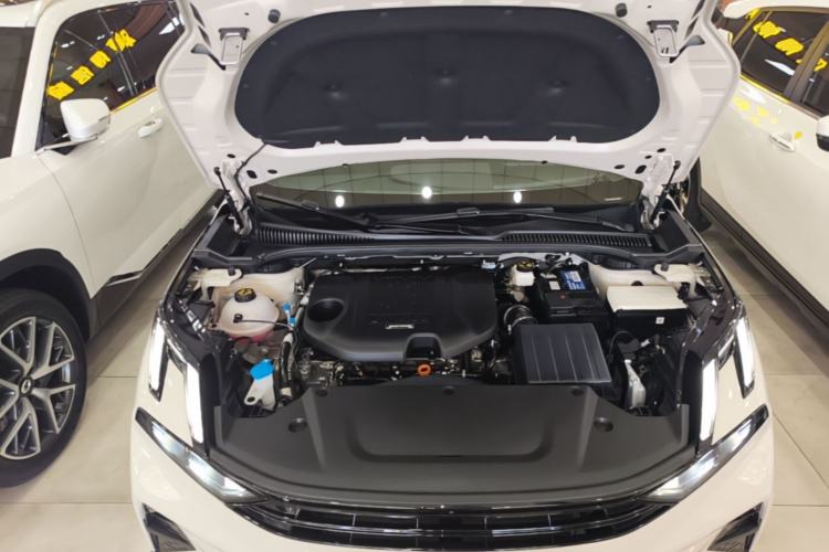 Used Lynk & Co 06 2026 Model Relive 1.5T Ultra Engine Bay