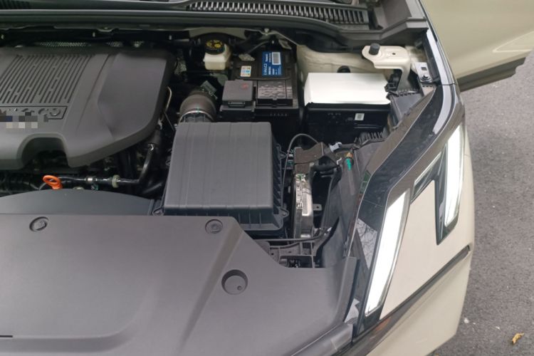 Used Lynk & Co 06 2026 Model Relive 1.5T Ultra Engine Bay Left