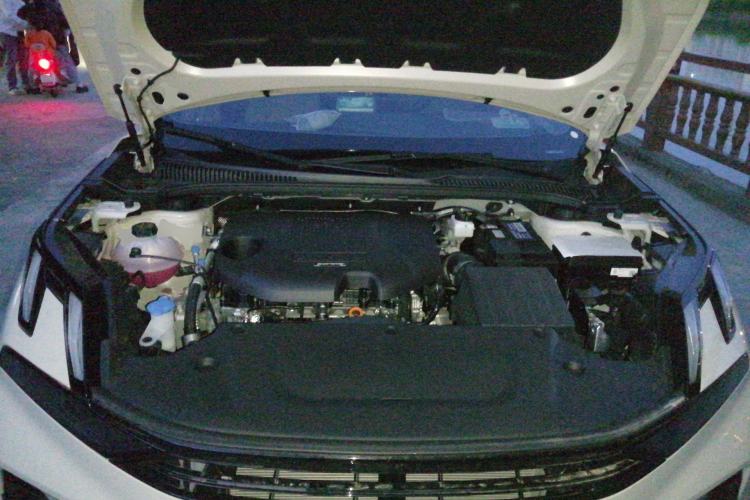Used Lynk & Co 06 2026 Model Relive 1.5T Ultra Engine Bay