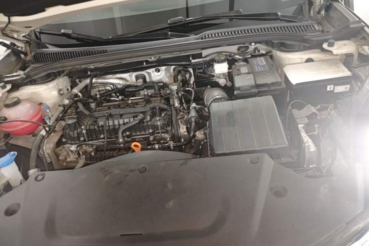 Used Lynk & Co 06 2026 Model Relive 1.5T Ultra Engine Bay