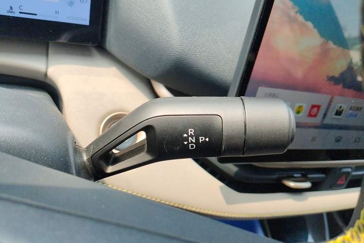 Used Lynk & Co 06 2026 Model Relive 1.5T Ultra Gear Lever
