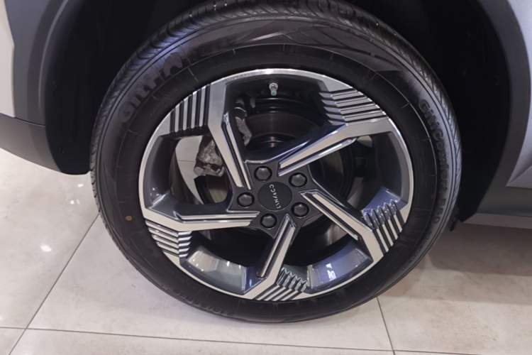Used Lynk & Co 06 2026 Model Relive 1.5T Ultra Right Rear Wheel Hub