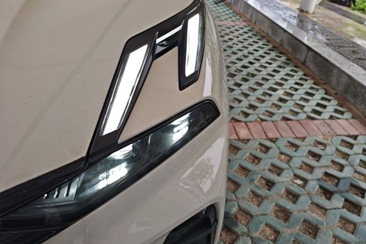 Used Lynk & Co 06 2026 Model Relive 1.5T Ultra Left Front Headlight