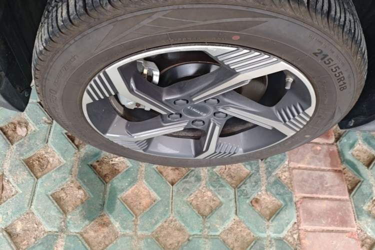 Used Lynk & Co 06 2026 Model Relive 1.5T Ultra Left Front Wheel Hub