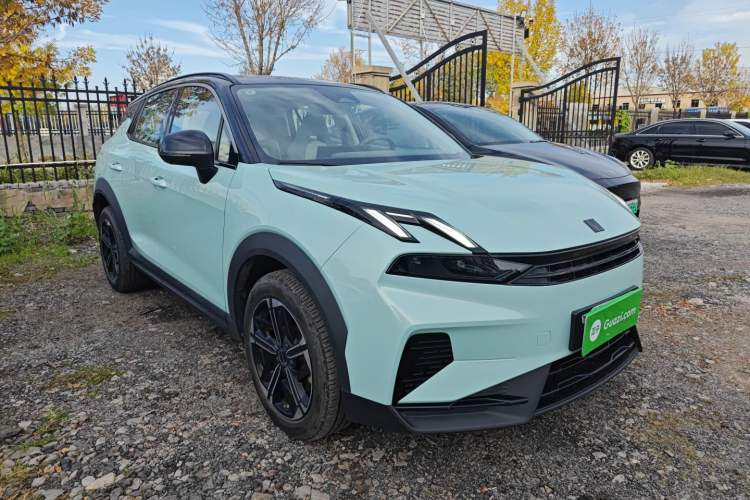 Used Lynk & Co 06 EM-P 2023 EM-P 126 Long-Range Halo Exterior 2