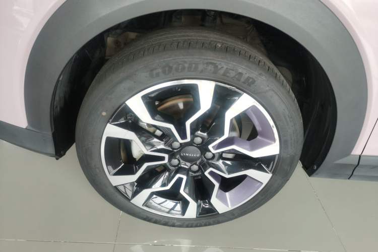Used Lynk & Co 06 EM-P 2023 1.5T Remix PHEV Shero Exterior 7