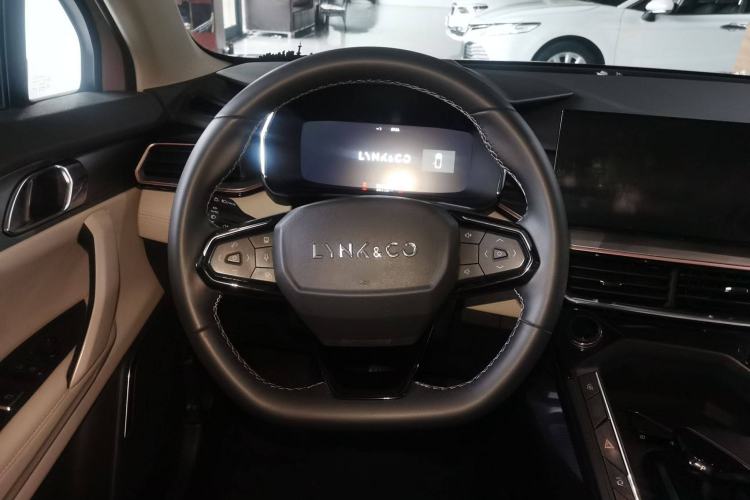 Used Lynk & Co 06 EM-P 2023 1.5T Remix PHEV Shero Steering Wheel