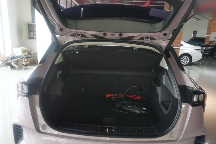 Used Lynk & Co 06 EM-P 2023 1.5T Remix PHEV Shero Trunk