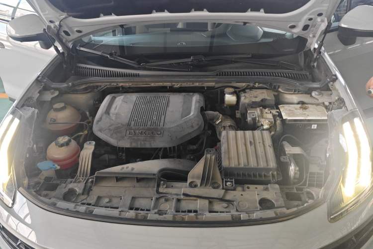 Used Lynk & Co 06 EM-P 2022 PHEV 84 km Range Pro Version Engine Bay