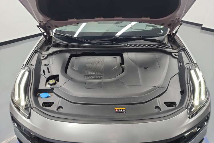 Used Lynk & Co 06 EM-P 2023 1.5T Remix PHEV Shero Engine Bay