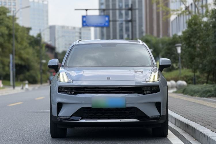 Used Lynk & Co 06 EM-P 2022 PHEV 84 km Range Pro Version Exterior 1