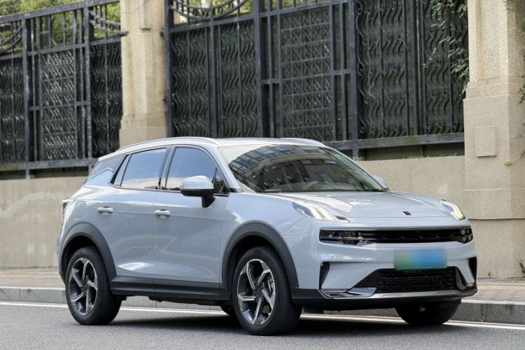Used Lynk & Co 06 EM-P 2022 PHEV 84 km Range Pro Version Exterior 8