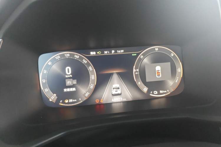 Used Lynk & Co 06 EM-P 2022 PHEV 84 km Range Pro Version Instrument Cluster