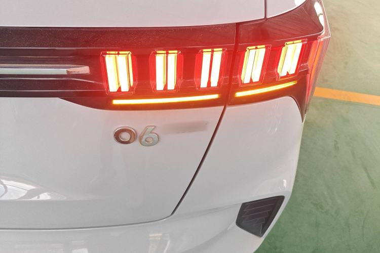 Used Lynk & Co 06 EM-P 2022 PHEV 84 km Range Pro Version Right Rear Taillight