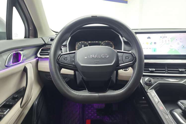 Used Lynk & Co 06 EM-P 2023 1.5T Remix PHEV Shero Steering Wheel