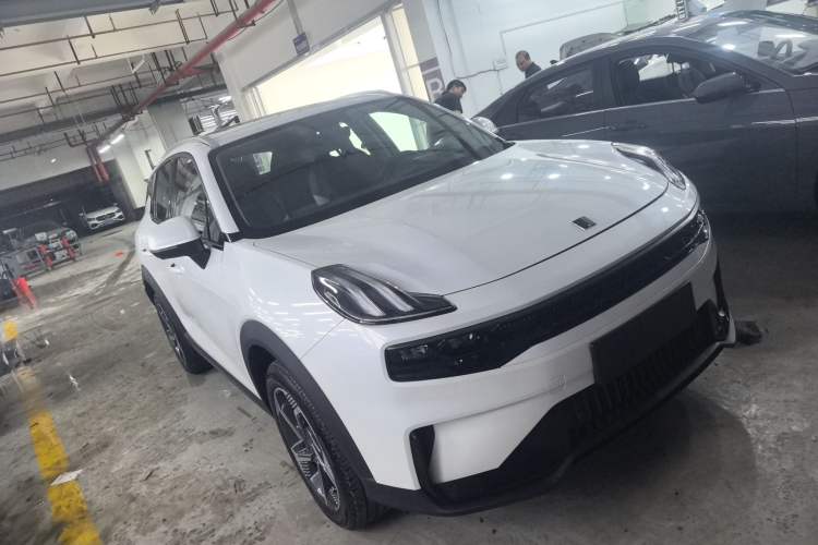 Used Lynk & Co 06 EM-P 2023 1.5T Remix PHEV Pro Exterior 2